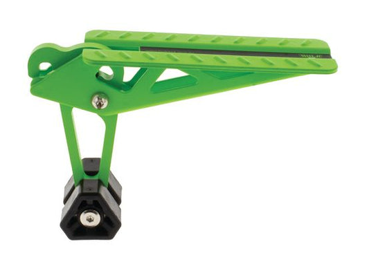 ADJUSTABLE VEHICLE DOOR STEP